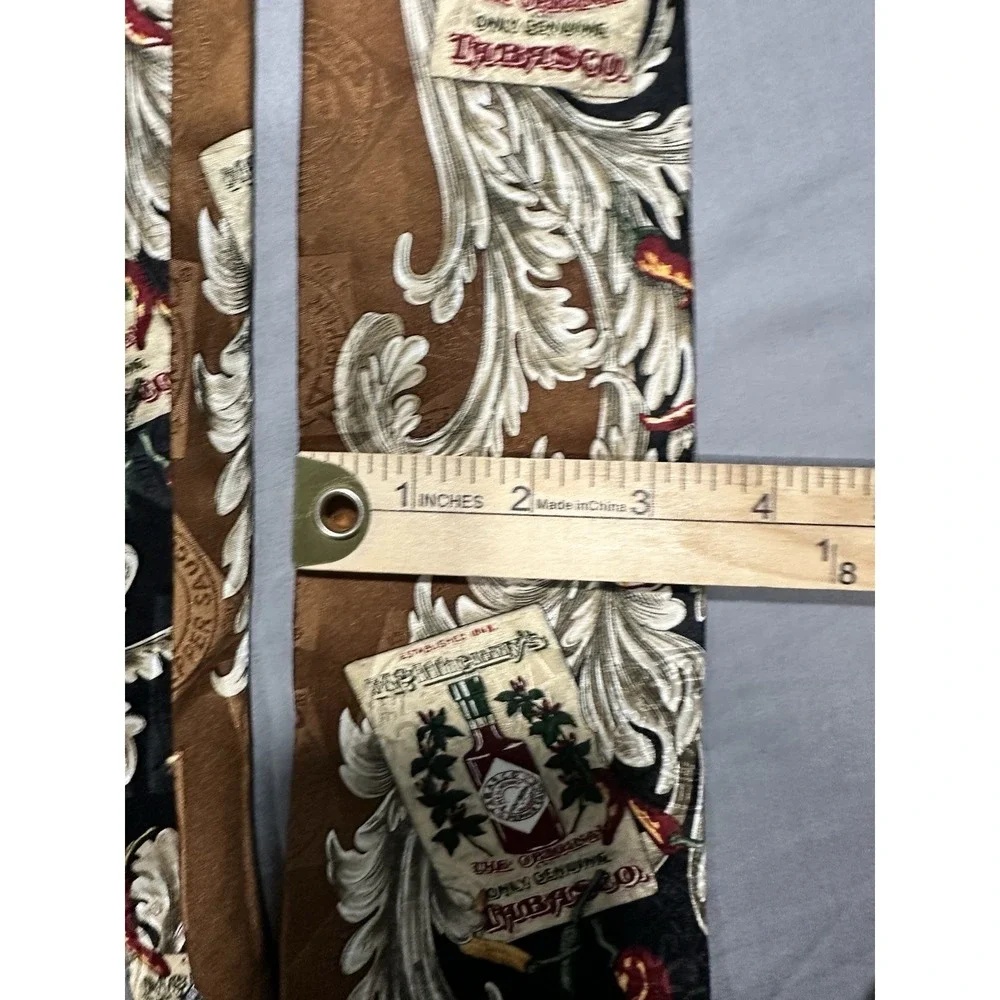 VTG Tabasco Filigree Brown/Black Silk‎ Neck Tie